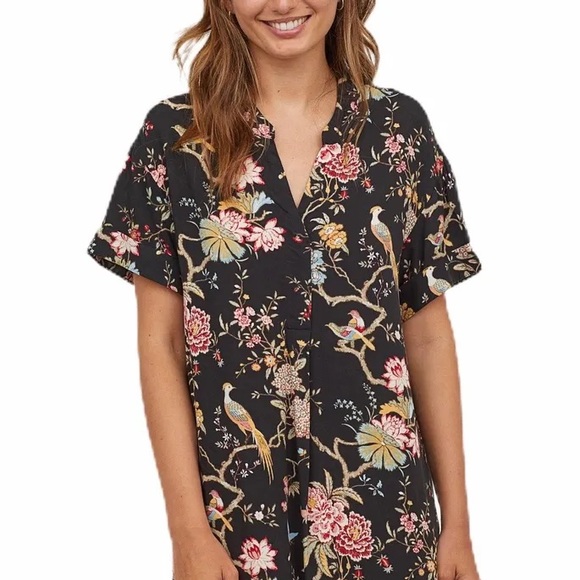 H&M GP & J Baker Floral V-Neck Dress. Size 12. - Picture 2 of 6